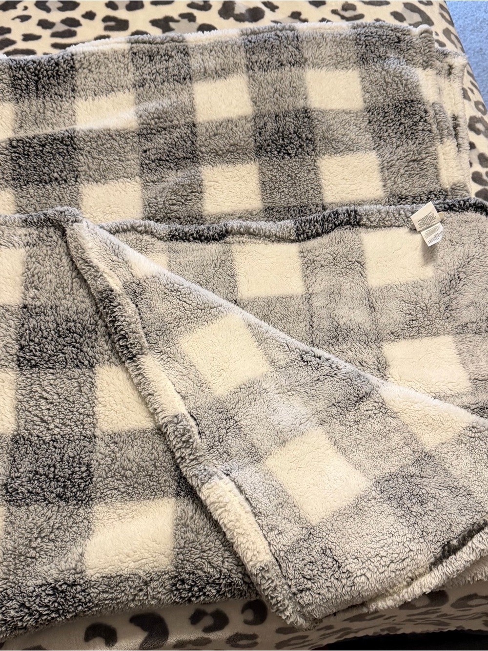 L.L. Bean Gray and White Buffalo Check Plush Throw Blanket